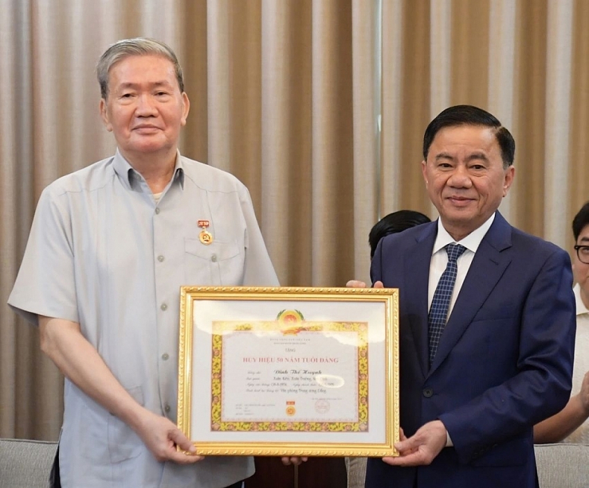 Dấu ấn nhà báo Đinh Thế Huynh