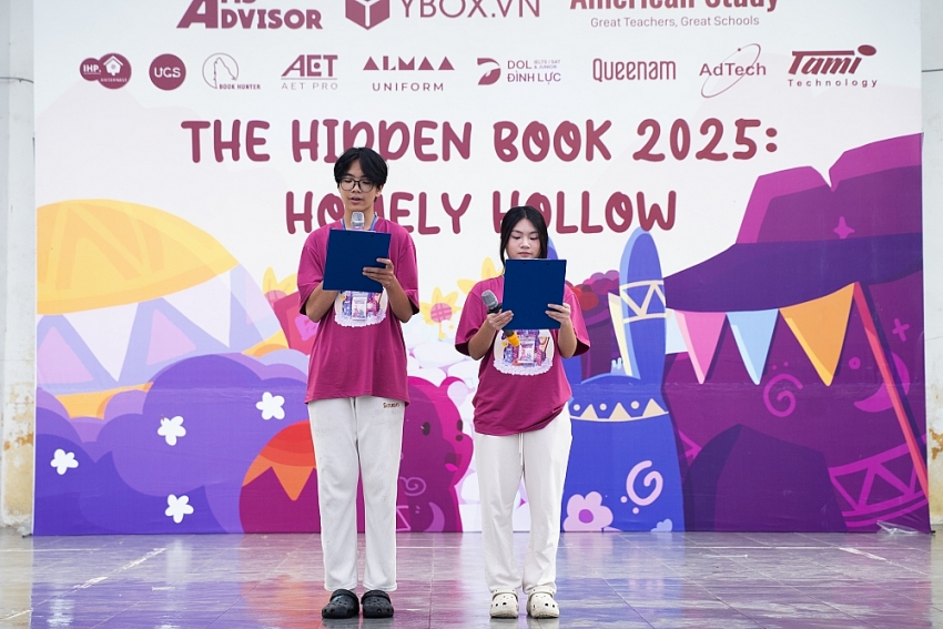 Hành trình khám phá Thị Trấn Bohemian Trong Lòng Núi Lửa đầy đặc sắc cùng The Hidden Book 2025