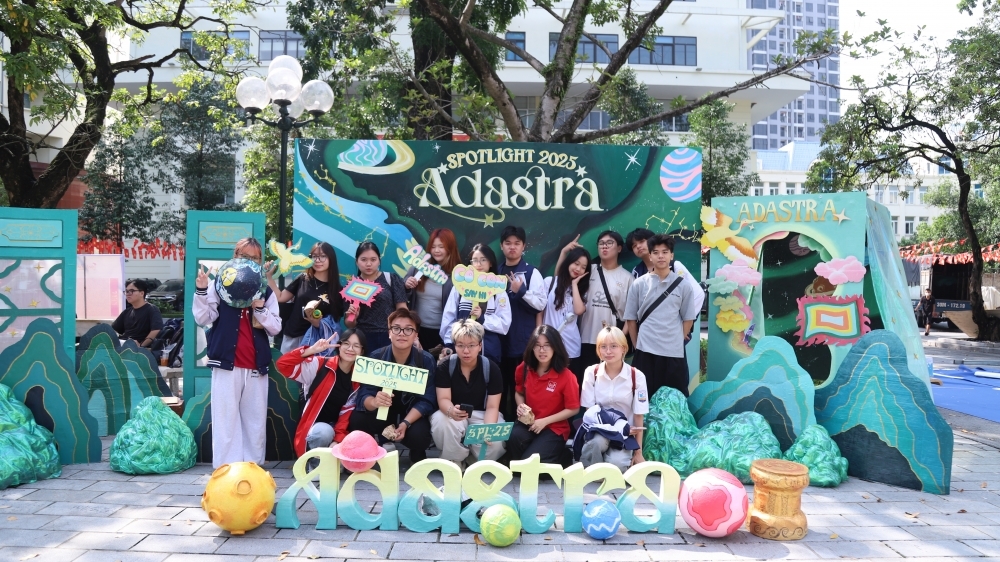 "Tứ phương du hí" - Spotlight 2025 đồng hành cùng sinh viên trường Báo kết nối bản sắc mọi miền