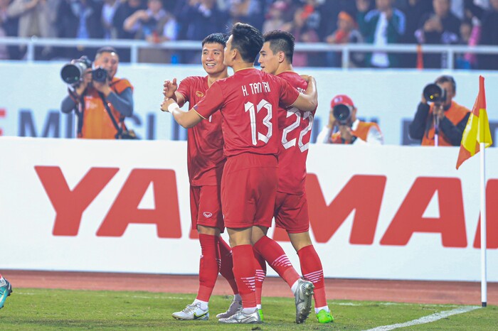 Việt Nam hạ Indonesia vào chung kết: Ông Park khiến 'học trò' Shin Tae Yong xấu hổ!