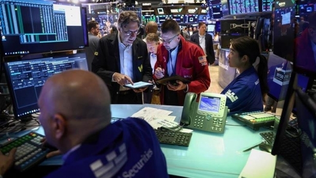 Thị trường chứng khoán thế giới ngày 27/1: Dow Jones nhảy vọt sau dữ liệu GDP tích cực