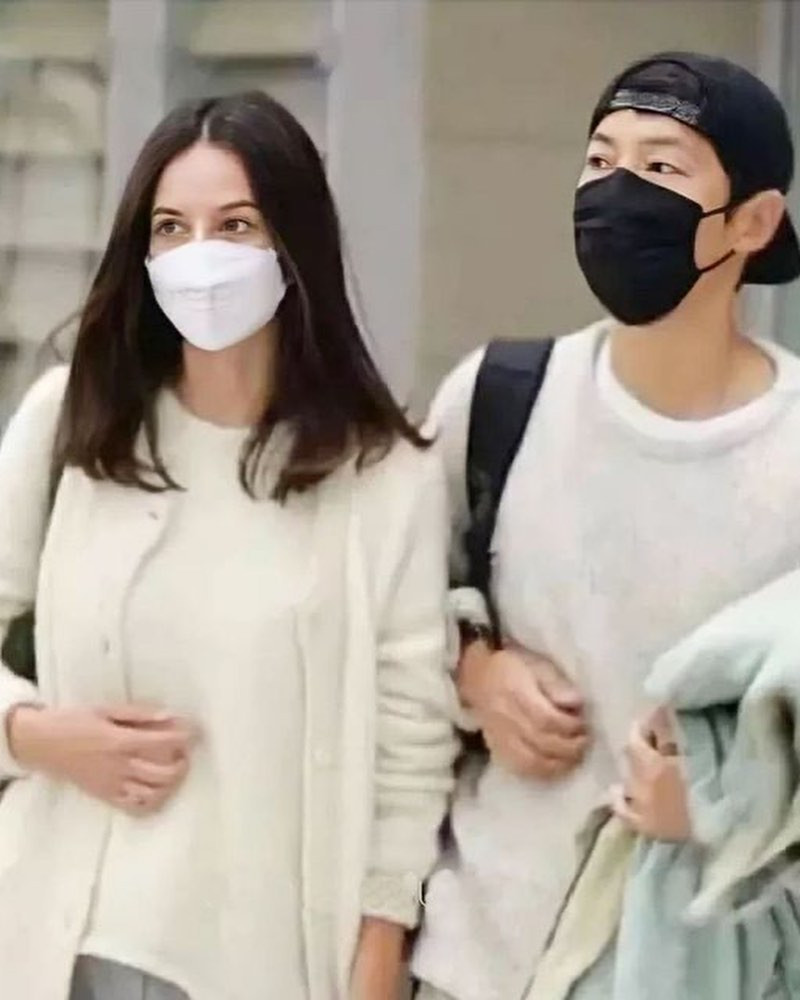 Chân dung vợ ngoại quốc sắp cưới của Song Joong Ki