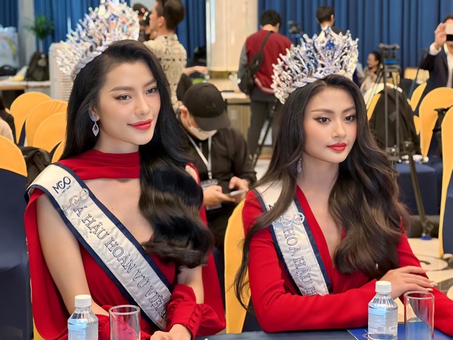 Vừa đăng quang, Hoa hậu Hoàn vũ Việt Nam Xuân Hạnh đã phải xin lỗi ảnh 1