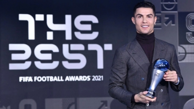 FIFA báo tin vui cho Ronaldo