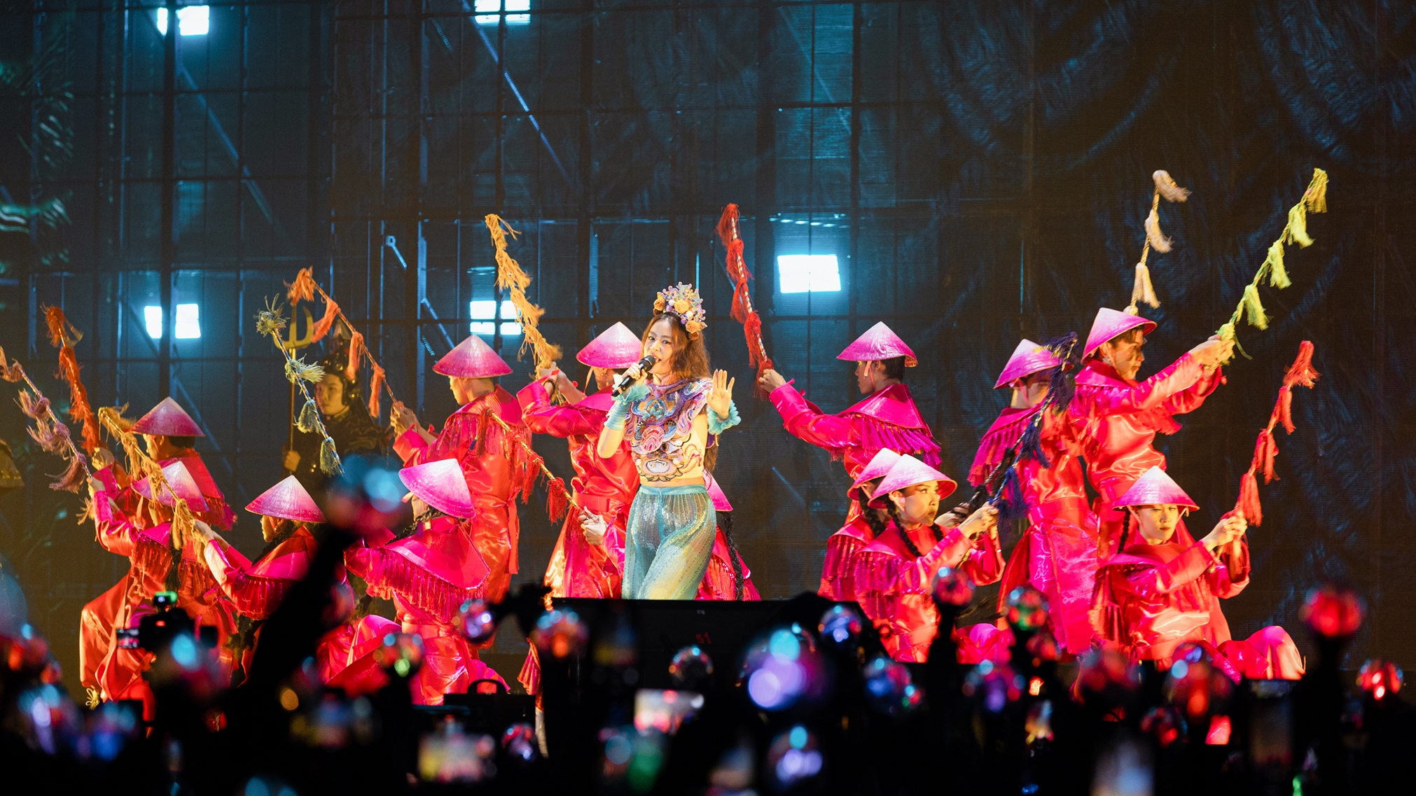 Hoàng Thuỳ Linh công bố phiên bản số của "Vietnamese Concert"