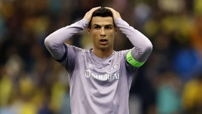 Ronaldo chấn thương, toàn bộ tour du đấu Trung Quốc bị hủy