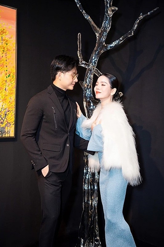 Cặp đôi lệch tuổi showbiz Việt nhiều điều tiếng nhất Cặp đôi lệch tuổi showbiz Việt nhiều điều tiếng nhất