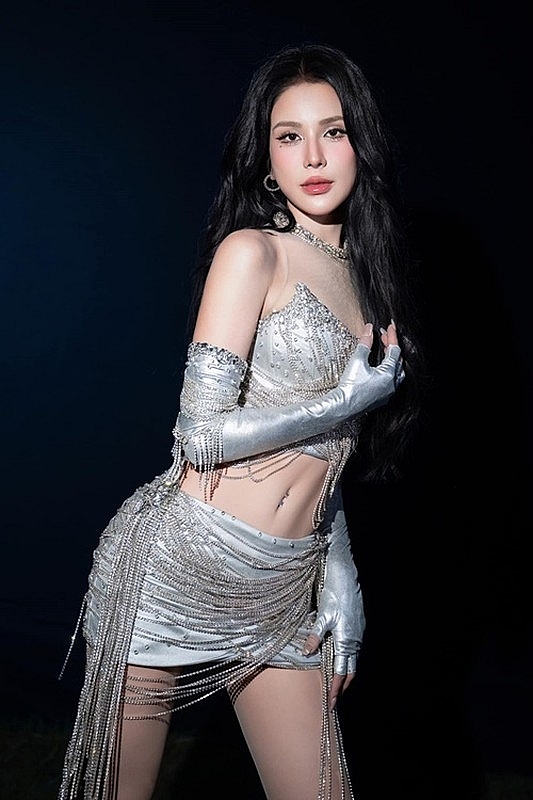 Diệp Lâm Anh tiết lộ về bạn trai mới sau 3 năm ly hôn Diệp Lâm Anh tiết lộ về bạn trai mới sau 3 năm ly hôn