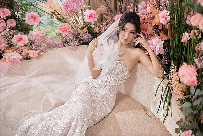 Những lần mặc áo cưới gây sốt của Á hậu Phương Nhi