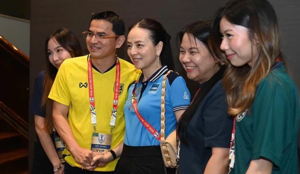 HLV Kiatisak lần đầu nói về thất bại của tuyển Thái Lan ở ASEAN Cup 2024