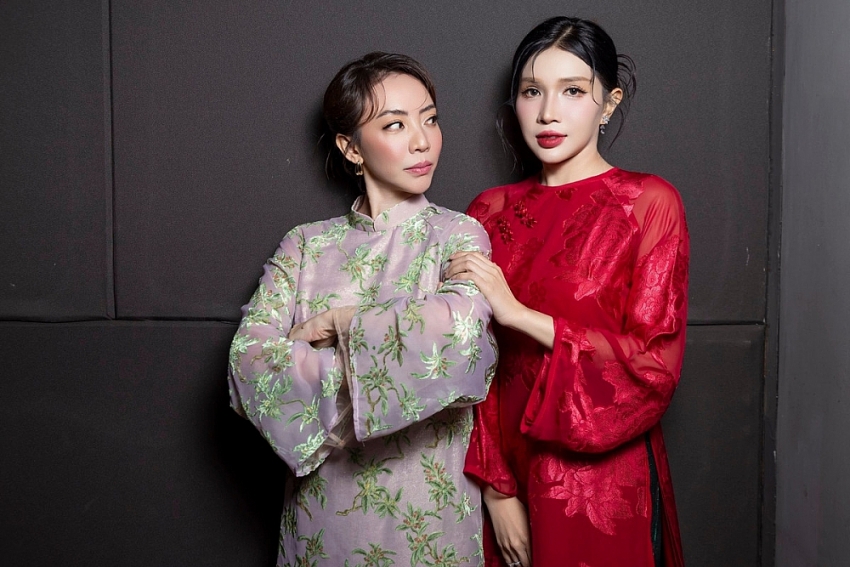 Khả Như khoe vẻ gợi cảm, tươi mới dịp đầu năm