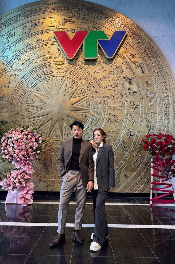 Diễn viên Liên Bỉnh Phát khoe ảnh bên bạn gái