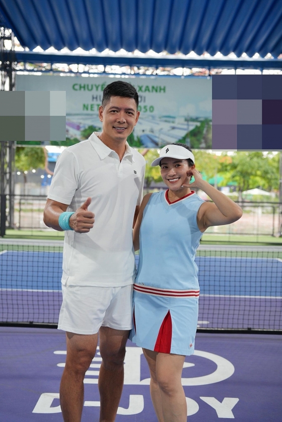 Khoảnh khắc hạnh phúc của Bình Minh bên vợ con trong chuyến du lịch đầu năm