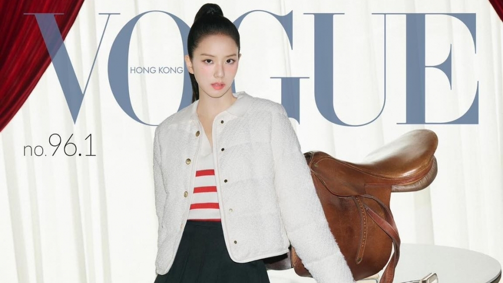 Jisoo đón tuổi mới cùng Vogue Hong Kong nhan sắc và thần thái không góc chết