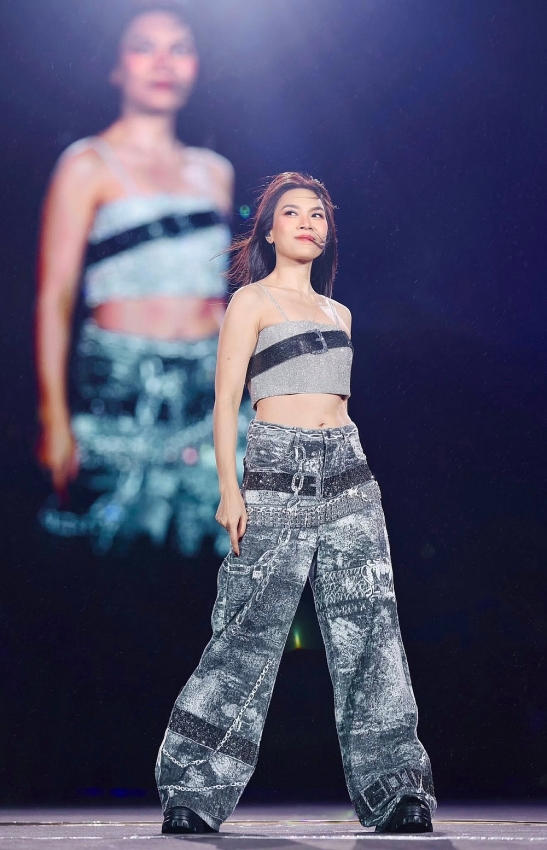 Mỹ Tâm gây sốt với loạt ảnh selfie ngọt ngào ở tuổi 44 Mỹ Tâm gây sốt với loạt ảnh selfie ngọt ngào ở tuổi 44