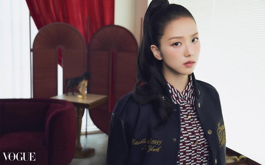 Jisoo đón tuổi mới cùng Vogue Hong Kong nhan sắc và thần thái không góc chết Jisoo đón tuổi mới cùng Vogue Hong Kong nhan sắc và thần thái không góc chết
