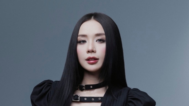 Cindy Lư ngày càng gợi cảm sau hôn nhân viên mãn với Đạt G