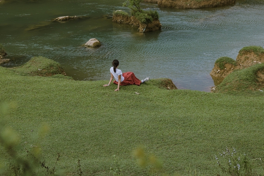 Về Cao Bằng mùa đông, lạc giữa cỏ cháy và những dòng sông xanh ngọc