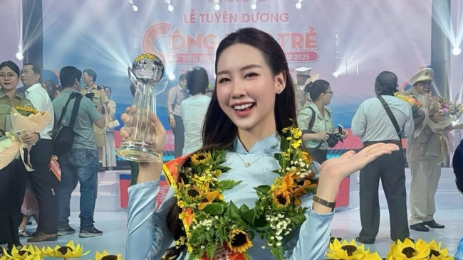 Hoa hậu Bảo Ngọc bất ngờ đón "tin vui" ngay trước thềm Miss World