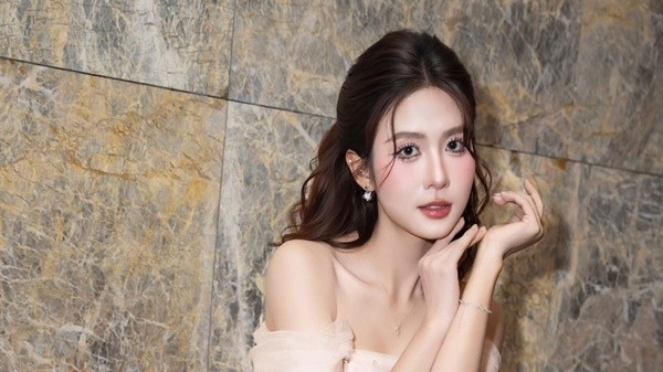 Chang Mây ‘Gia đình trái dấu’ nhờ pháp luật can thiệp trước tin đồn đời tư