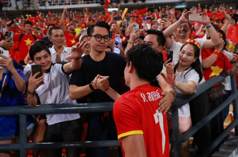 Nguyễn Đình Bắc: Thắng một cuộc đua khác Nguyễn Đình Bắc: Thắng một cuộc đua khác