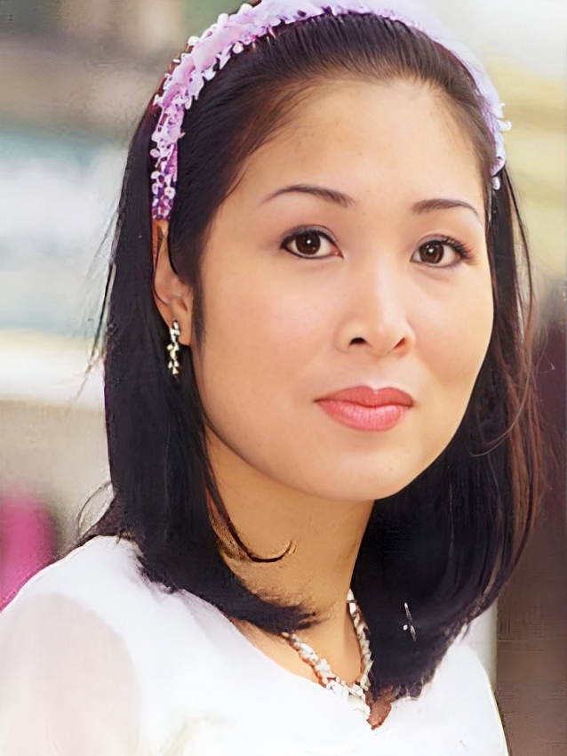 NSND Hồng Vân khoe ảnh thời trẻ, nhan sắc mỹ nhân thập niên 90 gây sốt