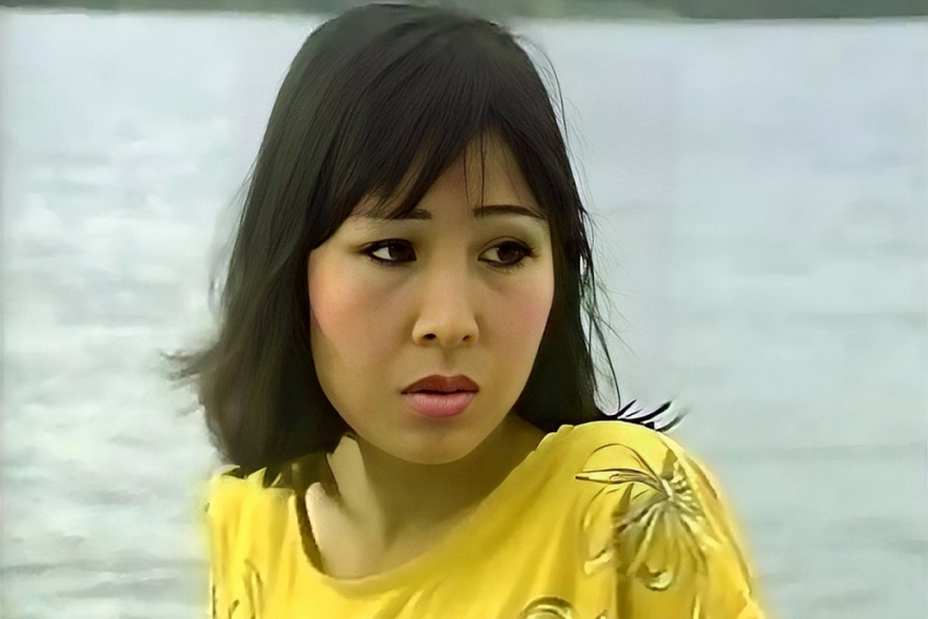 NSND Hồng Vân khoe ảnh thời trẻ, nhan sắc mỹ nhân thập niên 90 gây sốt