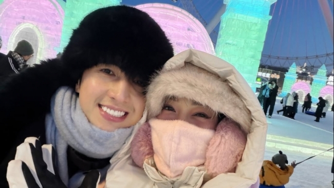 Cặp đôi đình đám Bình An - Phương Nga gây chú ý với ảnh ngắm tuyết đẹp như mơ