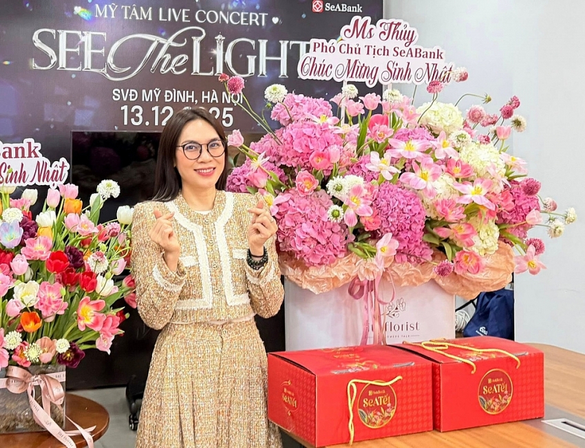 Mỹ Tâm gây ngỡ ngàng với nhan sắc trẻ mãi sau 23 năm