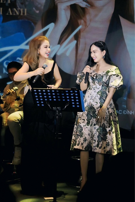 Nhan sắc mặn mà của Minh Tuyết - Hà Phương