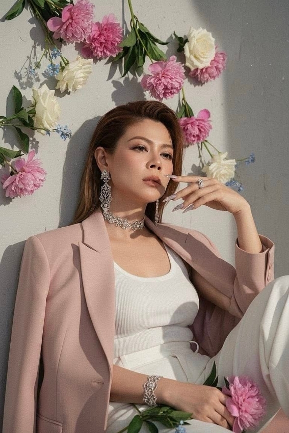 ‘Búp bê’ Thanh Thảo thừa nhận đã qua thời kỳ đỉnh cao, vẫn đắt show