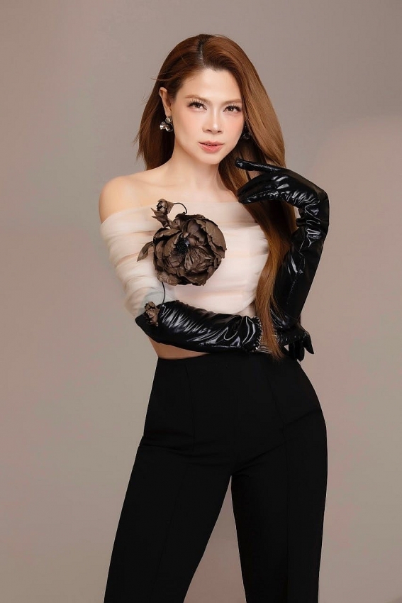 ‘Búp bê’ Thanh Thảo thừa nhận đã qua thời kỳ đỉnh cao, vẫn đắt show