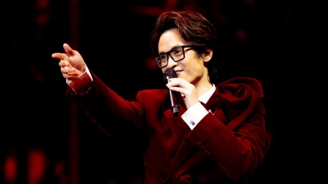 Ca sĩ Hà Anh Tuấn dành 1 tỷ đồng từ concert “The Rose” giúp đỡ bệnh nhân về quê dịp năm mới