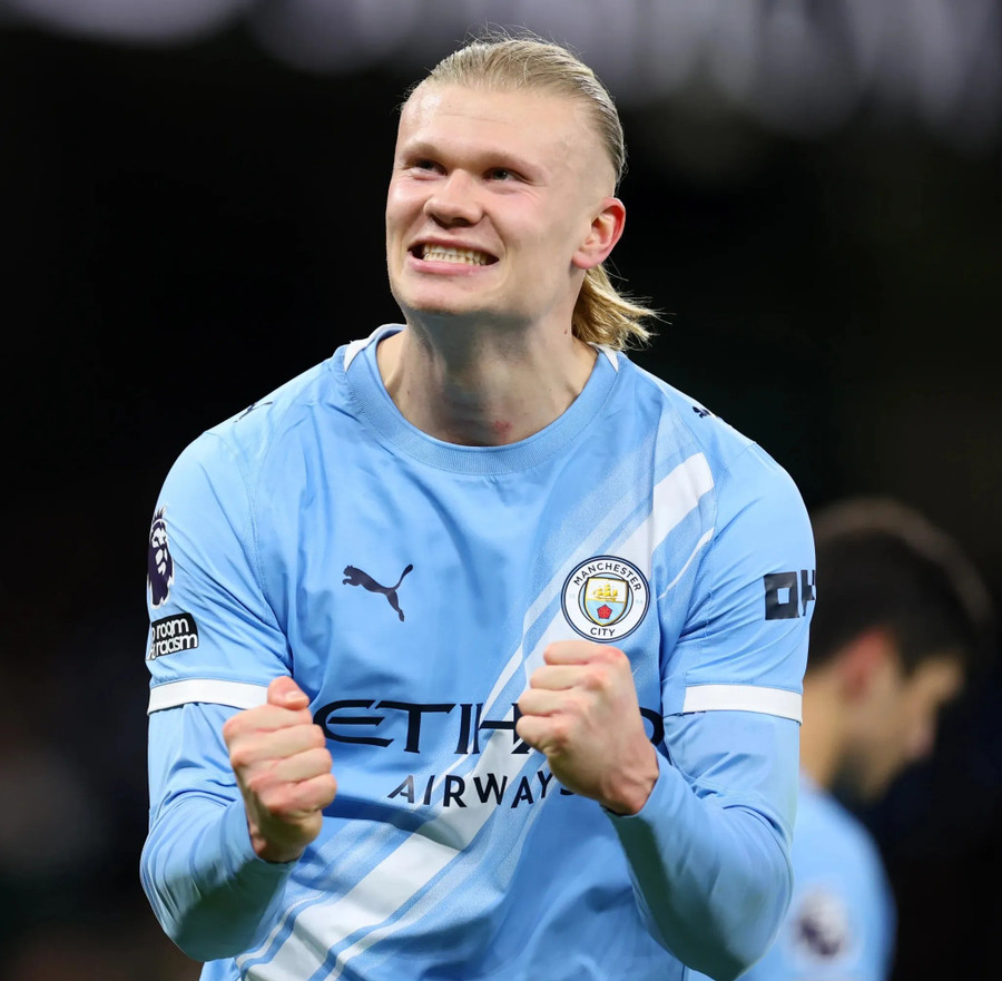 Bất ngờ danh tính cầu thủ hưởng lương cao thứ hai tại Man City