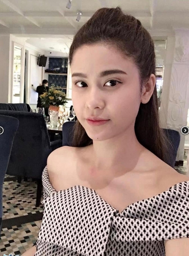 Trương Quỳnh Anh gây sốt khi chia sẻ loạt ảnh quá khứ Trương Quỳnh Anh gây sốt khi chia sẻ loạt ảnh quá khứ