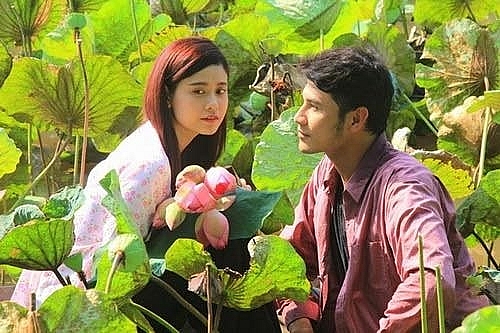 Trương Quỳnh Anh gây sốt khi chia sẻ loạt ảnh quá khứ Trương Quỳnh Anh gây sốt khi chia sẻ loạt ảnh quá khứ