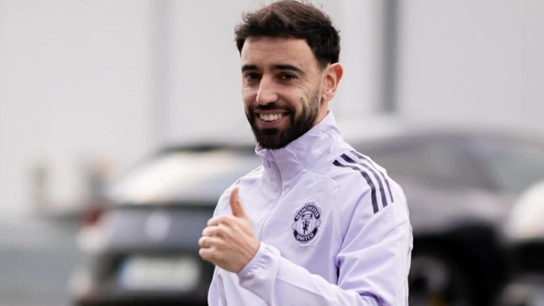 Man Utd sắp nói chuyện tương lai với Bruno Fernandes