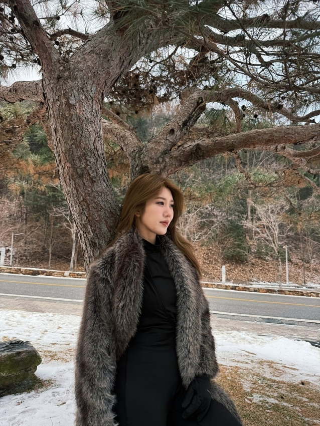 Thúy Ngân xả ảnh du lịch Hàn Quốc, rạng rỡ giữa mùa tuyết trắng Thúy Ngân xả ảnh du lịch Hàn Quốc, rạng rỡ giữa mùa tuyết trắng