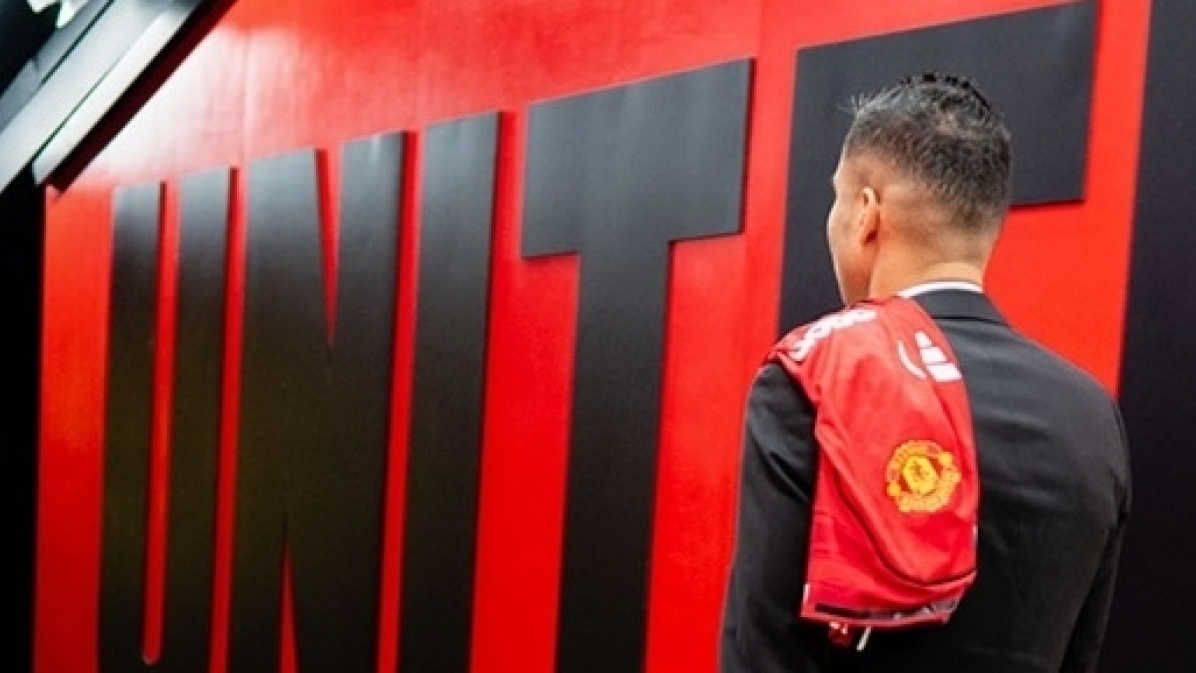 Man Utd lên kế hoạch mua hai tiền vệ thay thế Casemiro