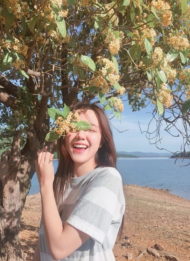 Phương Ly khoe ảnh 10 năm trước, visual tình đầu vẫn gây sốt Phương Ly khoe ảnh 10 năm trước, visual tình đầu vẫn gây sốt