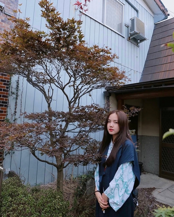 Phương Ly khoe ảnh 10 năm trước, visual tình đầu vẫn gây sốt Phương Ly khoe ảnh 10 năm trước, visual tình đầu vẫn gây sốt