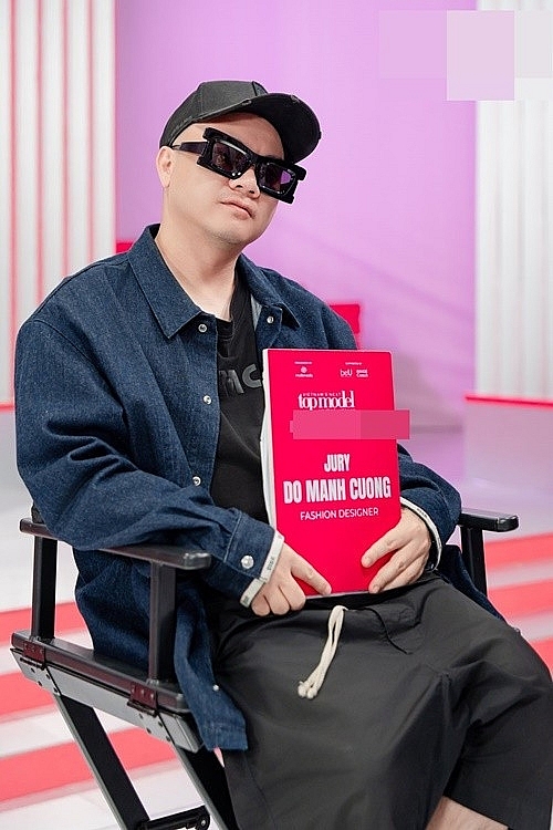 Nhà thiết kế Đỗ Mạnh Cường phản ứng ra sao khi bị antian cho là ‘hết thời’? Nhà thiết kế Đỗ Mạnh Cường phản ứng ra sao khi bị antian cho là ‘hết thời’?