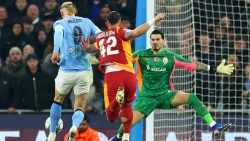 Haaland giải "cơn khát" bàn thắng giúp Man City vào thẳng vòng 1/8 Champions League