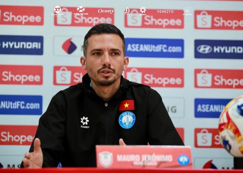 HLV châu Âu kỳ vọng vào Xuân Son