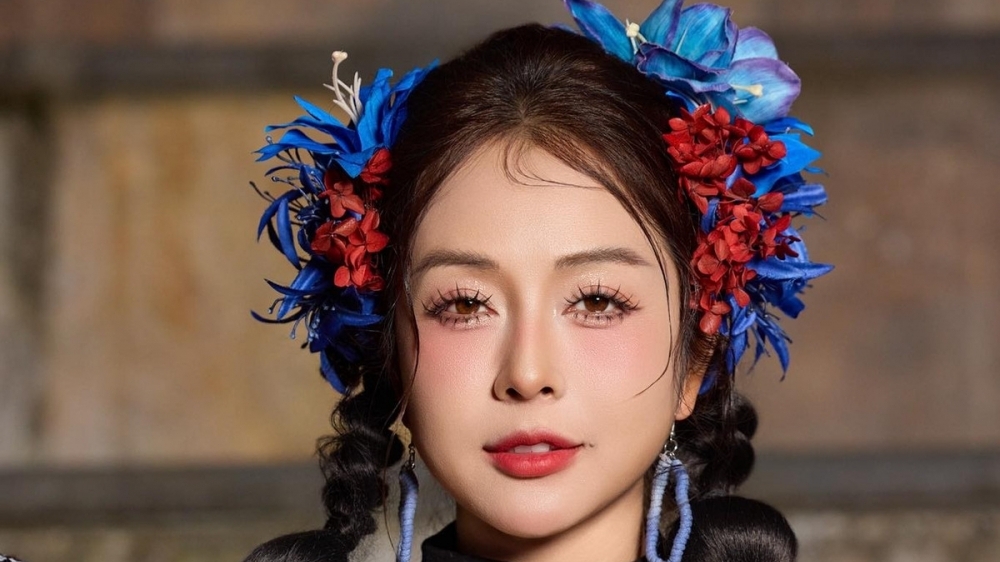 Jennifer Phạm hoá cô gái vùng cao, khoe sắc giữa núi rừng Sa Pa