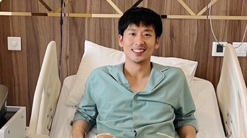 Tuấn Trần hồi phục tích cực sau ca phẫu thuật dây chằng