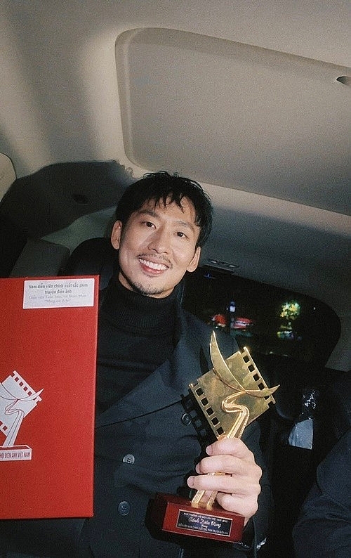 Tuấn Trần hồi phục tích cực sau ca phẫu thuật dây chằng Tuấn Trần hồi phục tích cực sau ca phẫu thuật dây chằng