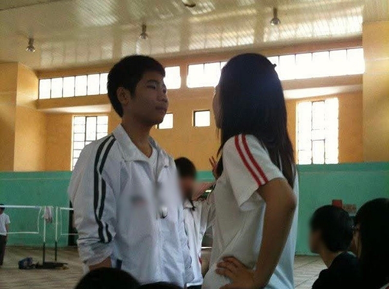 Rapper Phúc Du lần đầu công khai bạn đời gắn bó từ thuở học trò Rapper Phúc Du lần đầu công khai bạn đời gắn bó từ thuở học trò