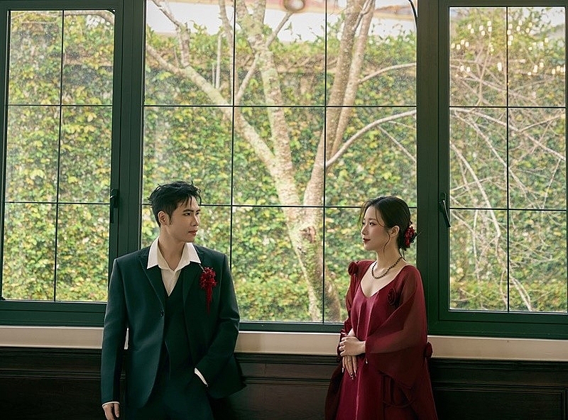 Rapper Phúc Du lần đầu công khai bạn đời gắn bó từ thuở học trò Rapper Phúc Du lần đầu công khai bạn đời gắn bó từ thuở học trò