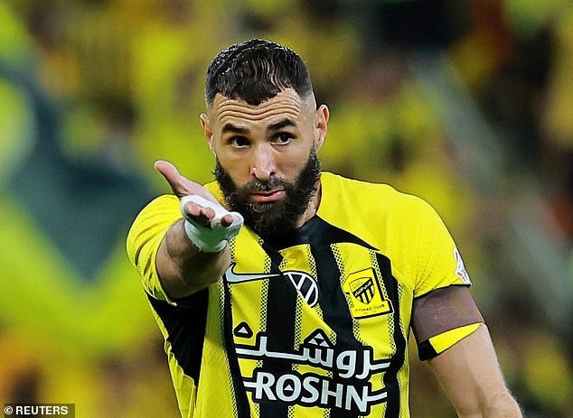 Benzema từ chối ra sân tại Ả Rập Xê-út Benzema từ chối ra sân tại Ả Rập Xê-út